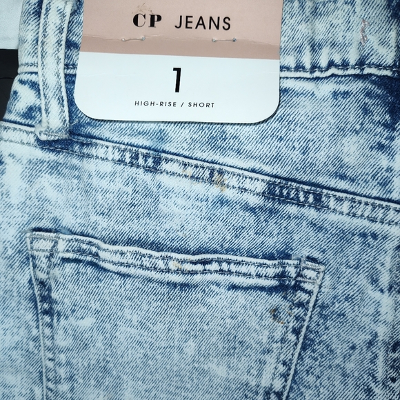 CP Jeans High-Rise/Short Acid Washed Denim Jean Shorts with Frayed Hem Size 1 - Picture 4 of 5
